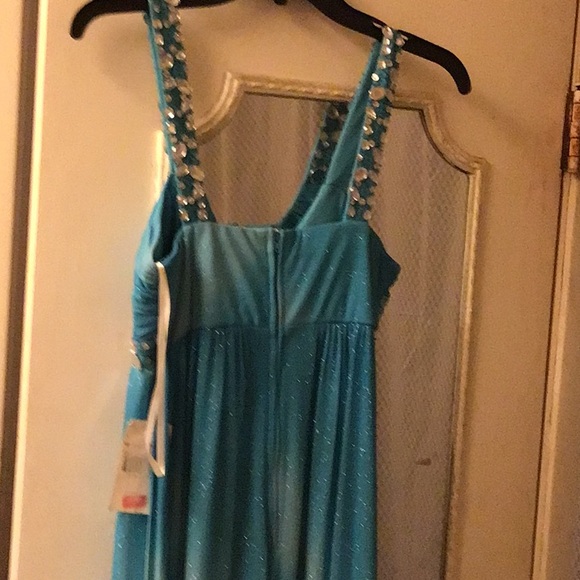 After 5 dress - Picture 4 of 5